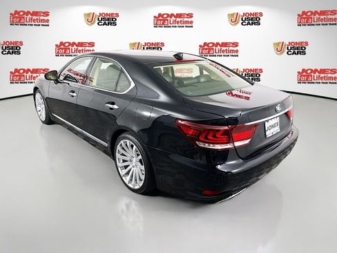 Used 2016 Lexus LS 460 w/ Comfort Package RWD image 2