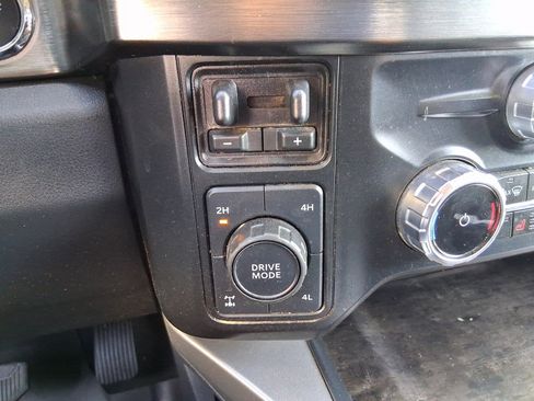 Used 2023 Ford F350 Lariat w/ Sport Appearance Package image 16