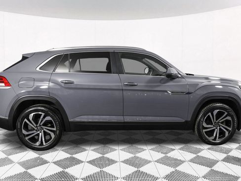 Used 2023 Volkswagen Atlas Cross Sport SEL AWD/4WD image 13