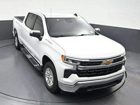 Used 2024 Chevrolet Silverado 1500 LT RWD image 22