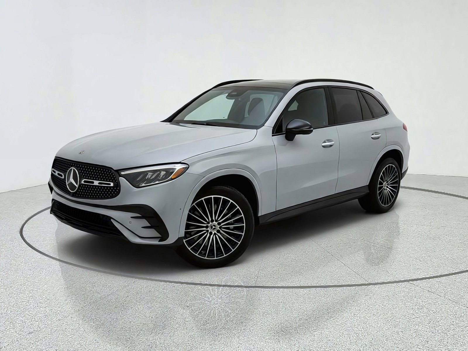 Certified 2026 Mercedes-Benz GLC 300 image 1