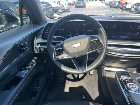 Used 2024 Cadillac Lyriq Sport w/ LPO, Floor Liner Package AWD/4WD image 16
