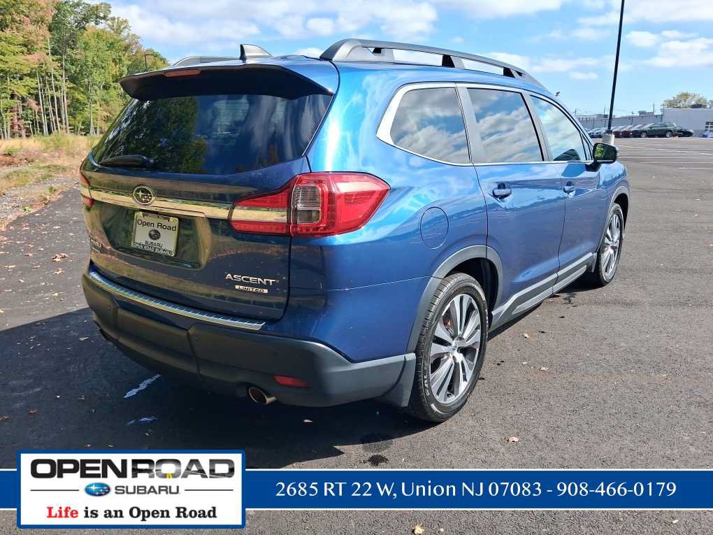Used 2022 Subaru Ascent Limited w/ Technology Package AWD/4WD image 3