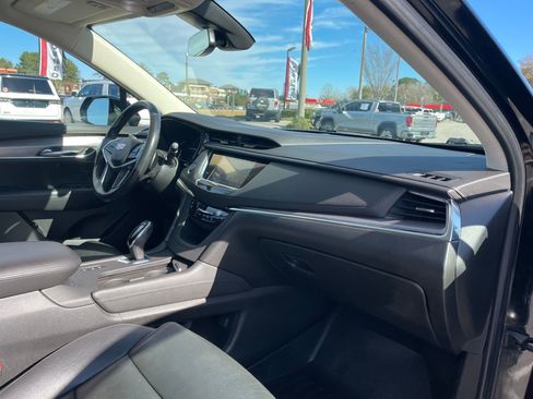 Used 2019 Cadillac XT5 Premium Luxury image 31