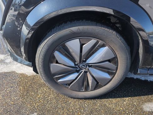 Used 2023 Nissan Ariya FWD image 25