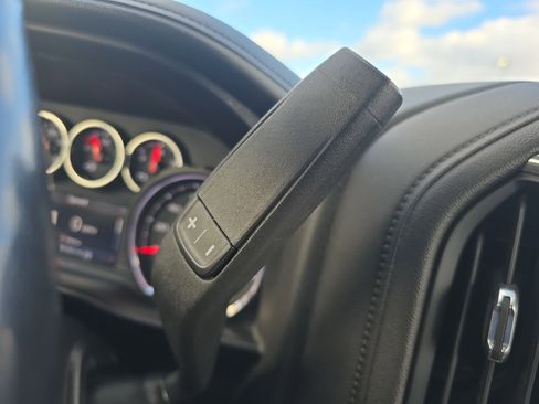 Used 2019 Chevrolet Silverado 1500 LTZ w/ LTZ Convenience Package image 27