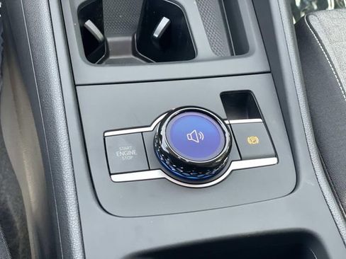 New 2026 Volkswagen Tiguan S image 16