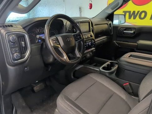 Used 2020 Chevrolet Silverado 1500 RST image 9