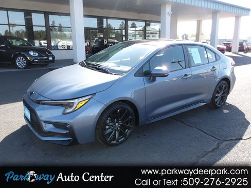 Used 2024 Toyota Corolla XSE FWD image 1