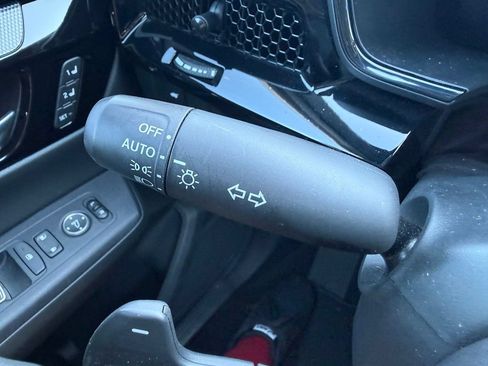 Used 2025 Honda CR-V Sport Touring image 21