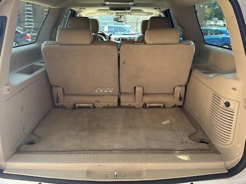 Used 2014 Chevrolet Suburban LTZ AWD/4WD image 11