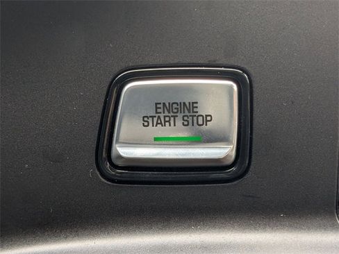 Used 2019 Chevrolet Corvette Stingray Coupe w/ Carbon Flash Badge Package image 23