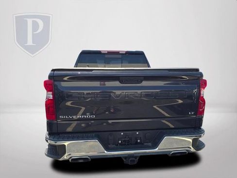 Used 2023 Chevrolet Silverado 1500 LT AWD/4WD image 5