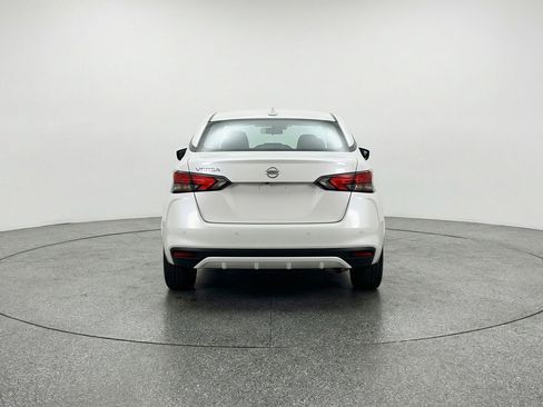Used 2025 Nissan Versa SV FWD image 7