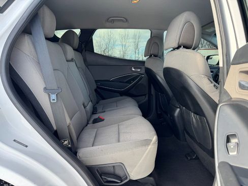 Used 2018 Hyundai Santa Fe Sport w/ 2.4L Value Package 02 image 18