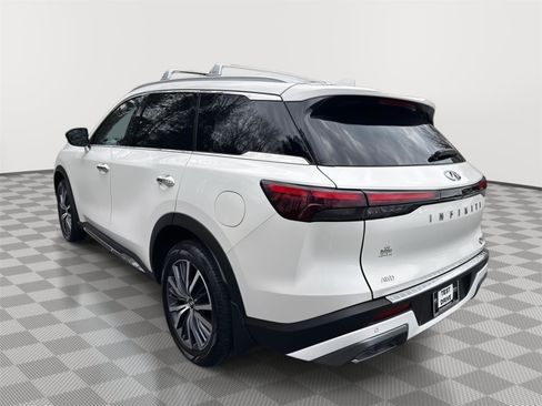 Used 2023 INFINITI QX60 Sensory w/ Cargo Package image 7