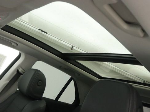 Certified 2024 Mercedes-Benz GLE 350 4MATIC image 26