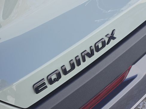 Used 2026 Chevrolet Equinox ACTIV image 13