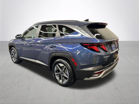 Used 2025 Hyundai Tucson SEL FWD image 4