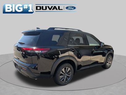 Used 2025 Nissan Pathfinder SV