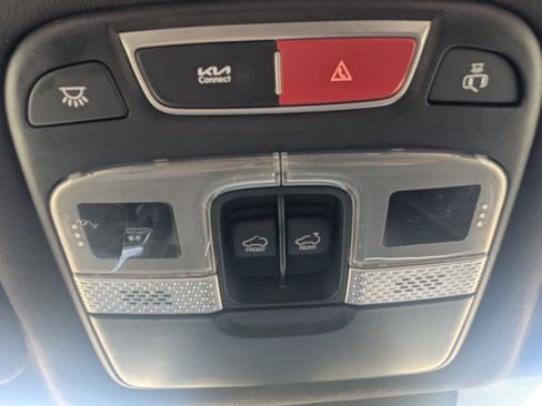 Certified 2025 Kia Telluride SX Prestige X-Line image 33