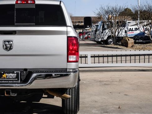 Used 2015 RAM 2500 SLT image 43