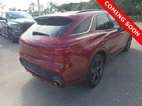 Used 2022 Genesis GV70 3.5T Sport w/ Sport Prestige Package image 5