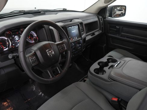 Used 2020 RAM 1500 Express w/ Wheel & Sound Group image 24