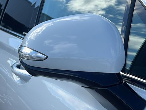 Certified 2023 Hyundai Santa Fe SEL w/ Premium Package FWD image 11
