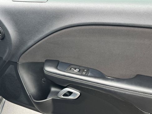 Used 2022 Dodge Challenger GT AWD/4WD image 19