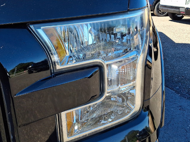 Used 2016 Ford F150 XLT w/ Equipment Group 301A Mid AWD/4WD image 9