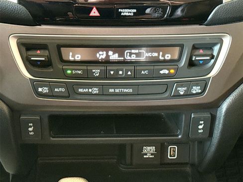 Used 2019 Honda Ridgeline RTL-T image 17