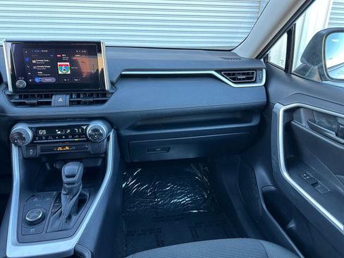 Used 2025 Toyota RAV4 LE image 34