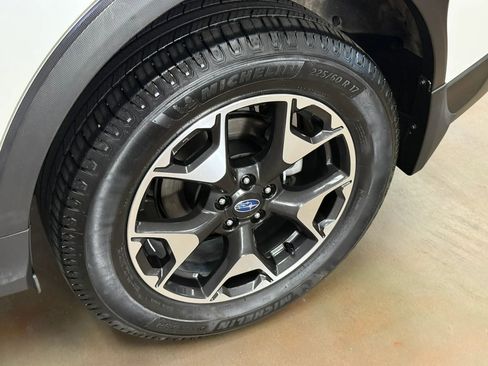 Used 2019 Subaru Crosstrek 2.0i Premium image 24