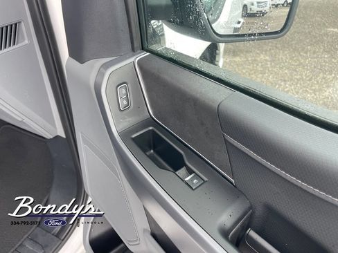Used 2025 Ford F150 XLT w/ Equipment Group 301A Standard RWD image 19