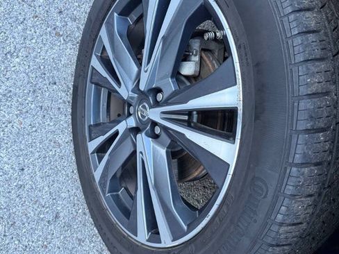 Used 2017 Nissan Pathfinder SL FWD image 40