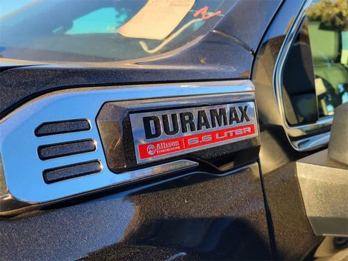 Used 2024 GMC Sierra 2500 Denali w/ Denali Reserve Package image 3