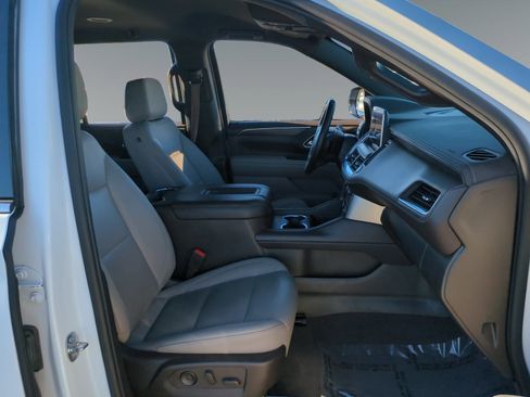 Used 2024 Chevrolet Tahoe LT image 15