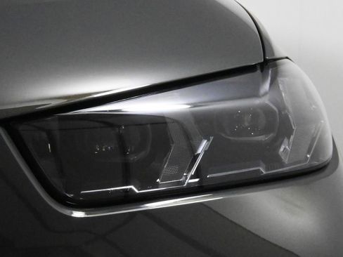 Used 2025 BMW X5 M60i w/ Executive Package image 11