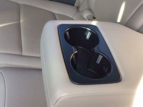 Used 2021 Lincoln Corsair Reserve w/ Equipment Group 201A image 15