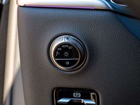 Used 2023 Mercedes-Benz GLC 300 4MATIC image 28