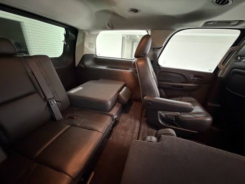 Used 2013 GMC Yukon Denali AWD/4WD image 13