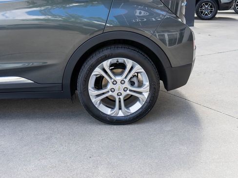 Used 2021 Chevrolet Bolt LT FWD image 29