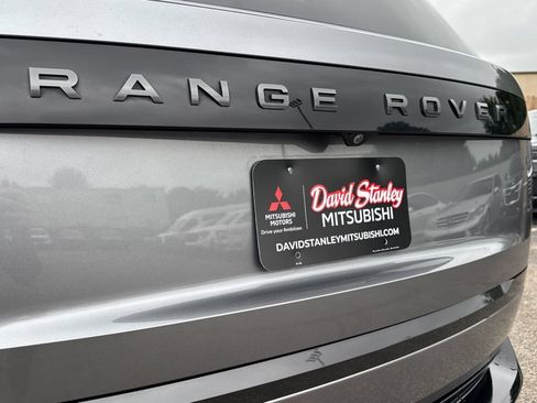Used 2024 Land Rover Range Rover Long Wheelbase SE AWD/4WD image 54