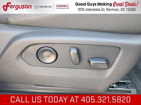 New 2026 GMC Sierra 2500 AT4 w/ AT4 Premium Plus Package AWD/4WD image 43
