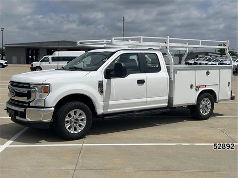Used 2021 Ford F250 XL w/ STX Appearance Package RWD image 1