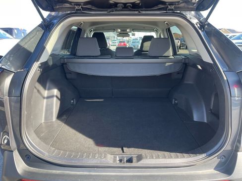 Used 2024 Toyota RAV4 XLE image 18