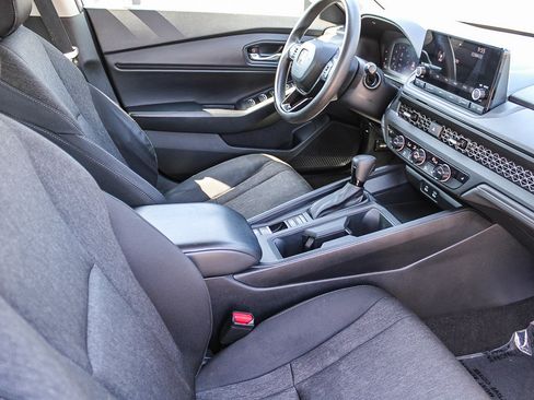 Certified 2024 Honda Accord EX image 18