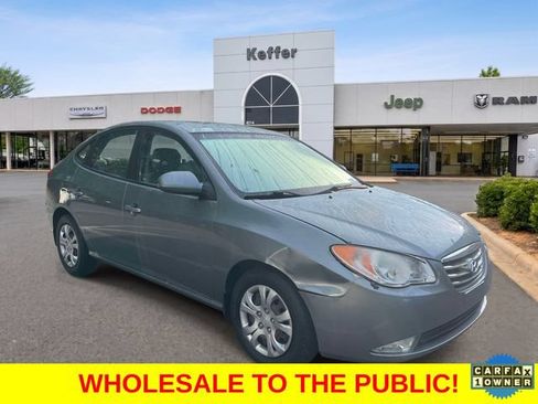 Used 2010 Hyundai Elantra GLS FWD image 2