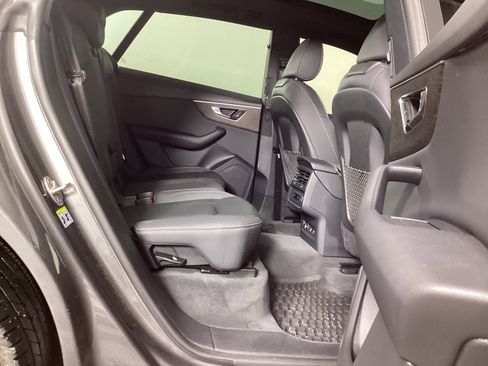 Used 2020 Audi Q8 Premium w/ Black Optic Package image 25